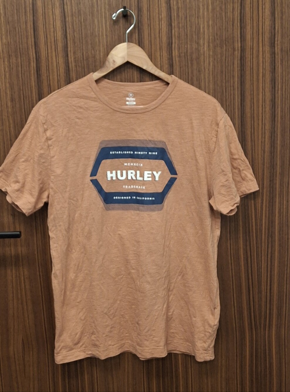 HURLEY SS T-shirt SZ M